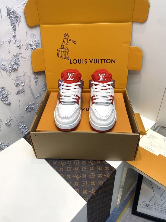 Louis Vuitton Premium Leather Low-top Fashion Sneakers