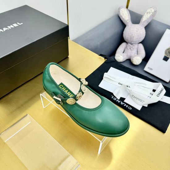Chanel Vintage Emblem Decor Leather Ballet Flats