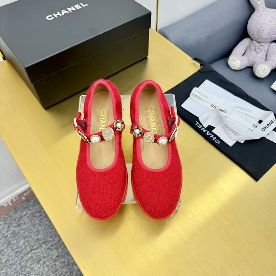 Chanel Vintage Emblem Decor Leather Ballet Flats