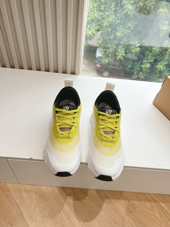 Loewe Lightweight Soft Knit Casual Comfortable Sneakers