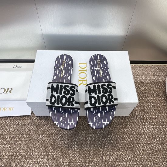 Christian Dior Embroidered Cylindrical Heel Sandals with Classic Logo