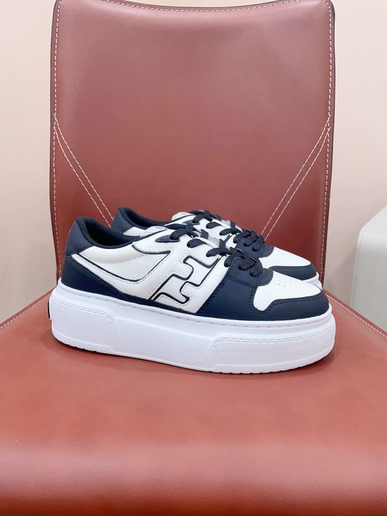 Fendi Vintage Contrast Color Sneakers Cowhide Upper Comfortable Daily Shoes