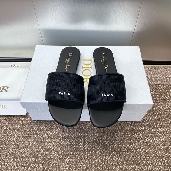 Christian Dior Embroidered Round-Toe Flat Sandals with Logo