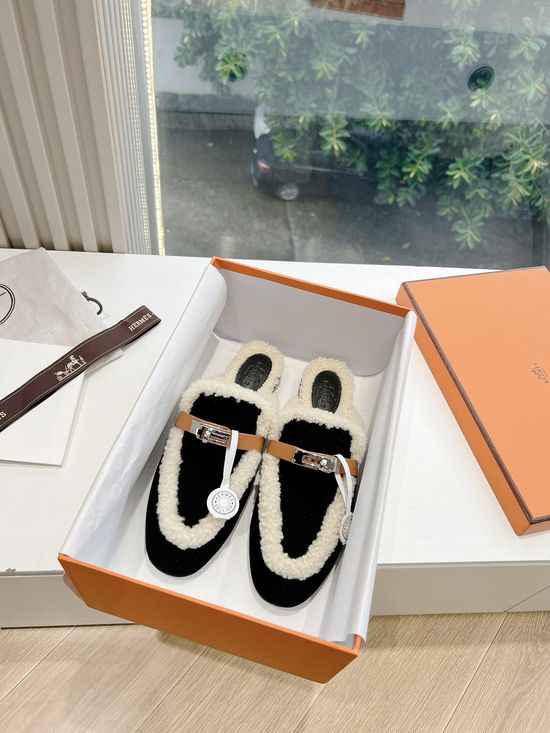 Hermes Fleece Lined Slip On Curly Fur Mule Slippers