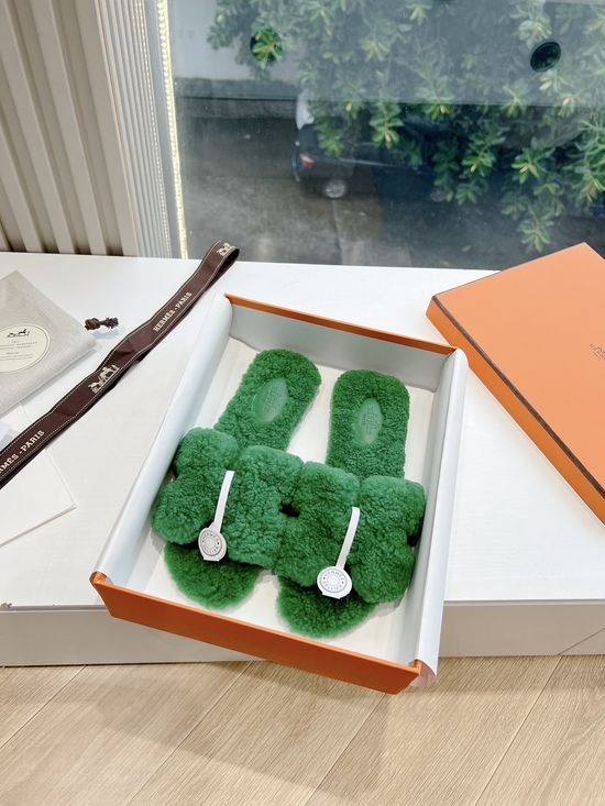 Hermes Plush Fleece Lined Comfort Open-back Slippers