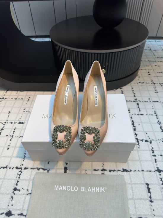 Manolo Blahnik Elegant Silk High Heels with Crystal Buckle for Formal Occasions