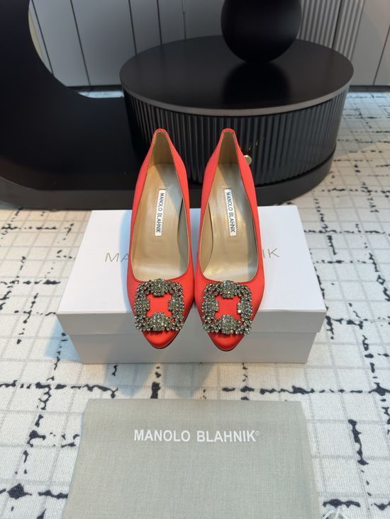 Manolo Blahnik Elegant Silk High Heels with Crystal Buckle for Formal Occasions