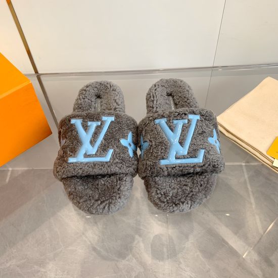 Louis Vuitton Plush Lined Slippers Non-slip Sole Classic Pattern Footwear