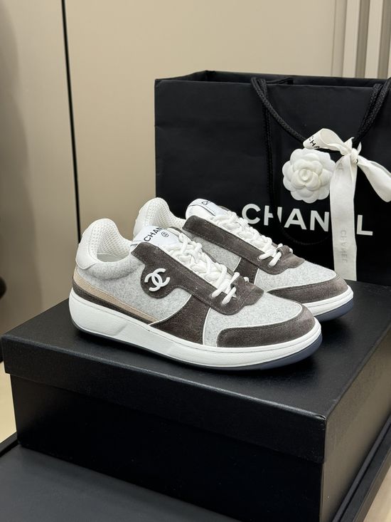 Chanel Contrast Panel Casual Sneakers with Non-slip Sole