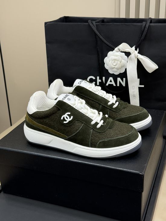 Chanel Contrast Panel Casual Sneakers with Non-slip Sole