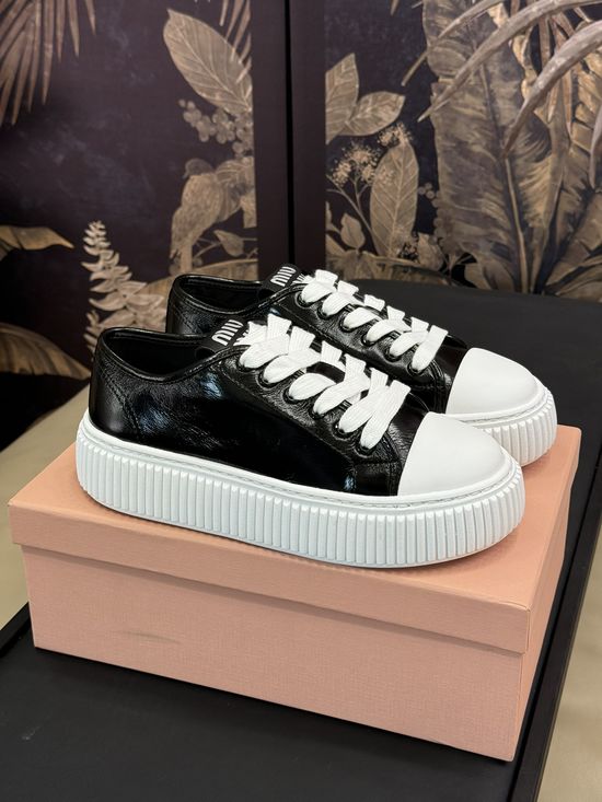Miu Miu Classic Thick Sole Casual Leather Sneakers