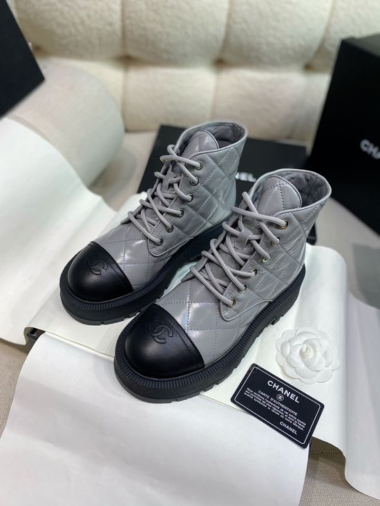 Chanel Vintage Quilted Lace-up Mid-heel Ankle Boots