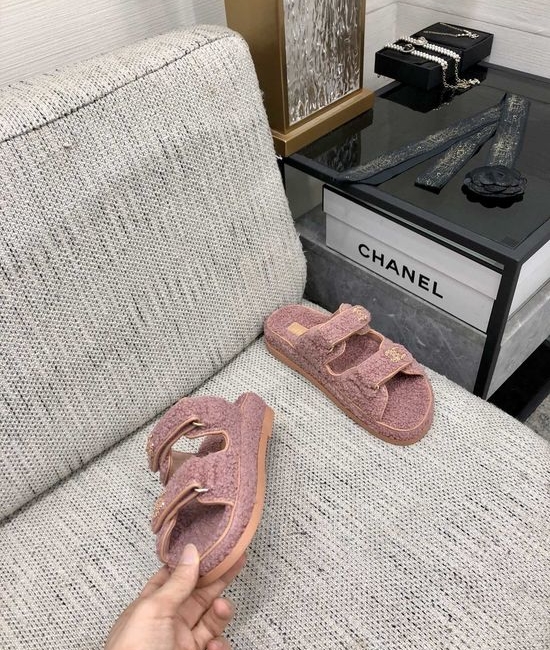Gucci Top Quality Fuzzy Velcro Slip-On Sandals