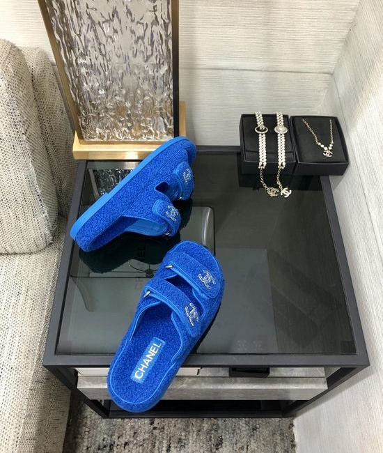 Gucci Top Quality Fuzzy Velcro Slip-On Sandals
