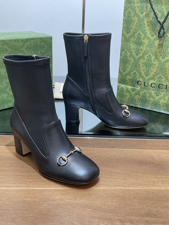 Gucci Low Heel Leather Horsebit Ankle Boots