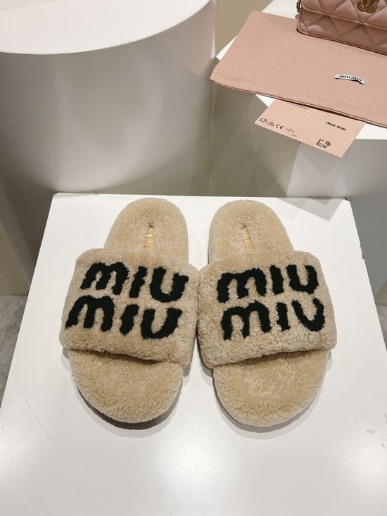 Miu Miu Fur Detail Fashion Casual Shoes Genuine Leather Material