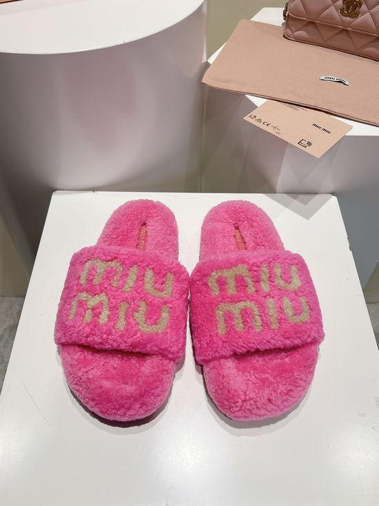 Miu Miu Fur Detail Fashion Casual Shoes Genuine Leather Material