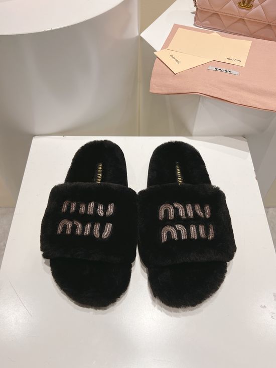 Miu Miu Embossed Letter Casual Shoes Real Leather Durable Sole