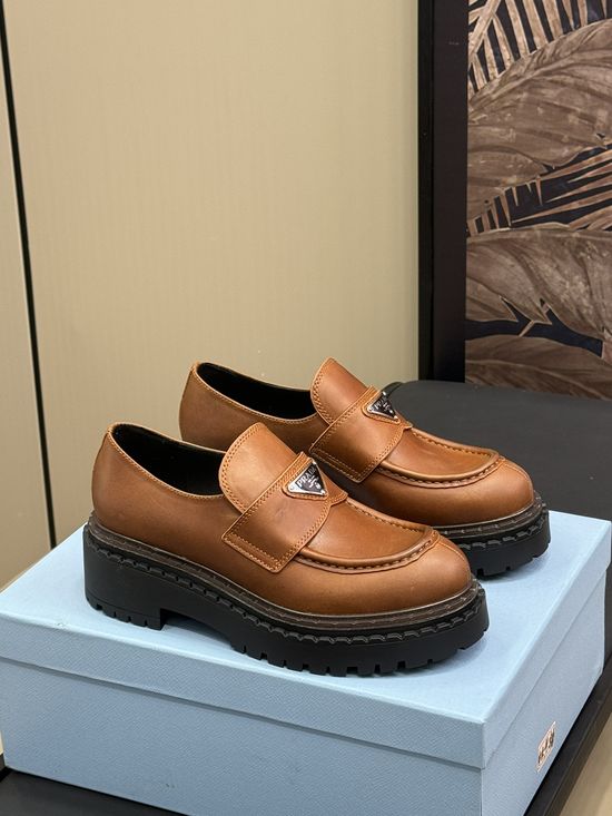 Prada Thick Sole Leather Loafers Comfortable Non-slip Casual Shoes
