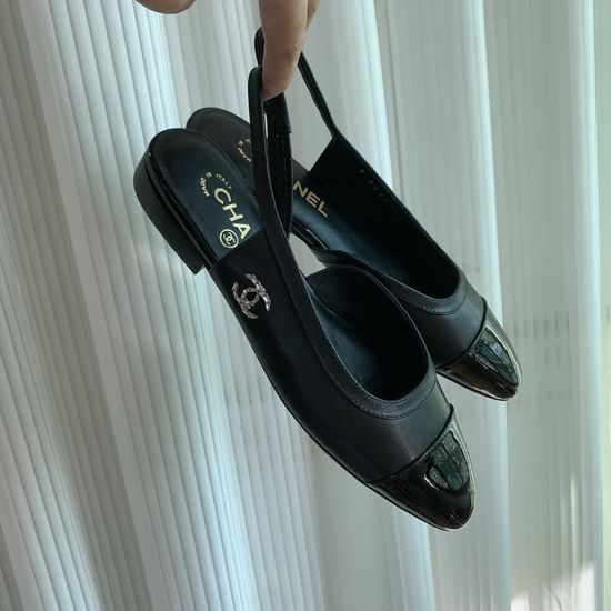 Chanel Classic Two Tone Pointed Toe Slingback Flats