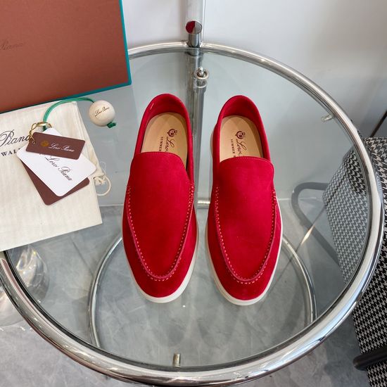 Loro Piana Premium Comfort Suede Loafers Handsewn Soft Lining Durable Sole