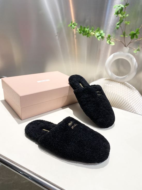 Miu Miu Slip On Closed Toe Mules Soft Lining Comfortable Casual