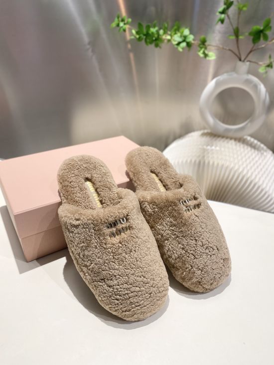 Miu Miu Slip On Closed Toe Mules Soft Lining Comfortable Casual