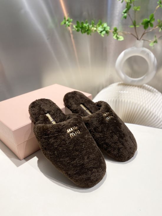 Miu Miu Slip On Closed Toe Mules Soft Lining Comfortable Casual