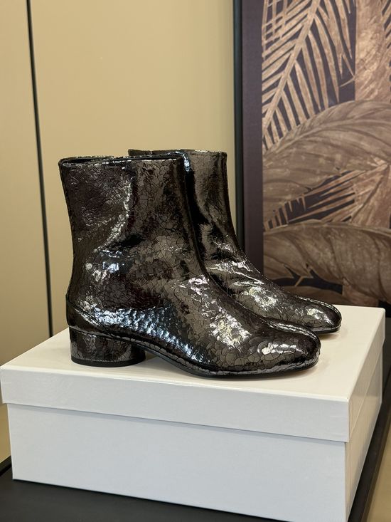 Maison Margiela Soft Leather Buckle Ankle Boots Comfortable Chunky Heel