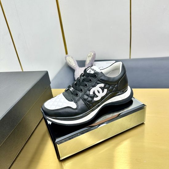 Chanel Classic Mixed Color Casual Sneakers Wear-resistant Outsole
