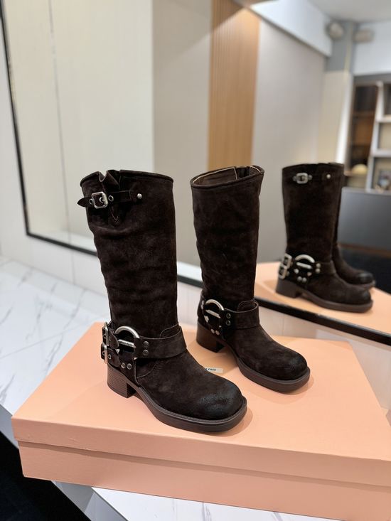Miu Miu Vintage Distressed Leather Ankle Boots Retro Anti-slip Sole