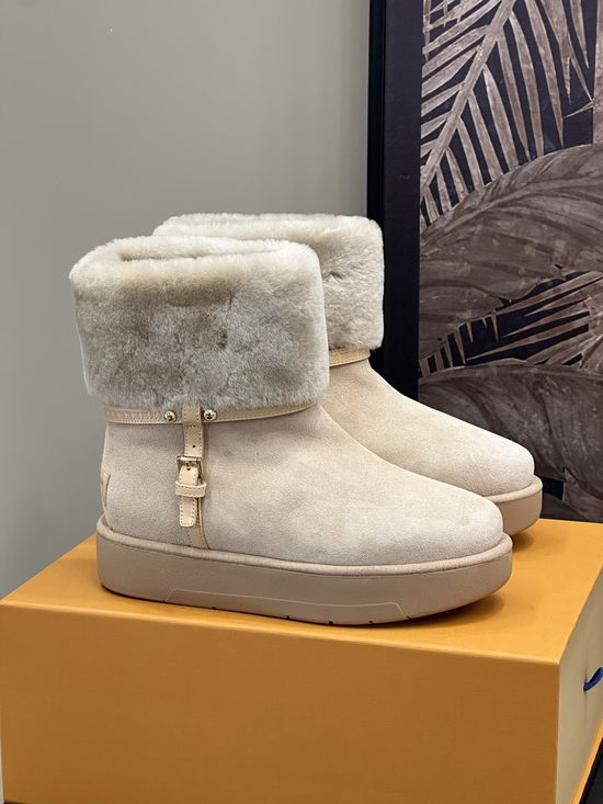 Louis Vuitton Fuzzy Lined Platform Ankle Boots Warm Comfort Footwear