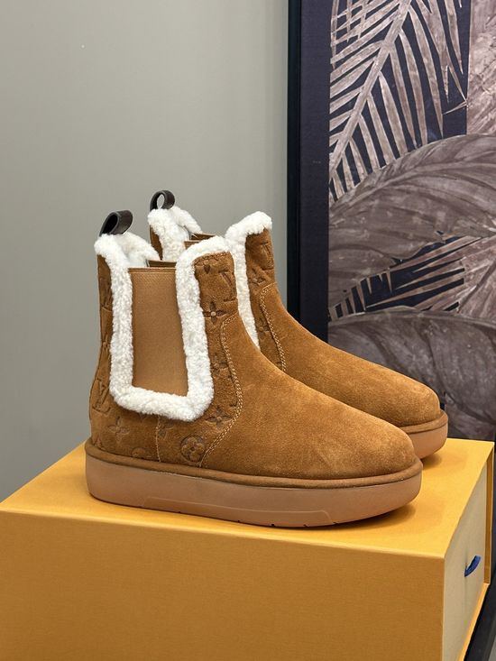 Louis Vuitton Faux Fur Lined Platform Chelsea Boots Embossed Pattern