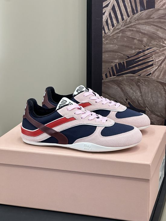 Miu Miu Minimalist Lightweight Sole Fashion Casual Sneakers