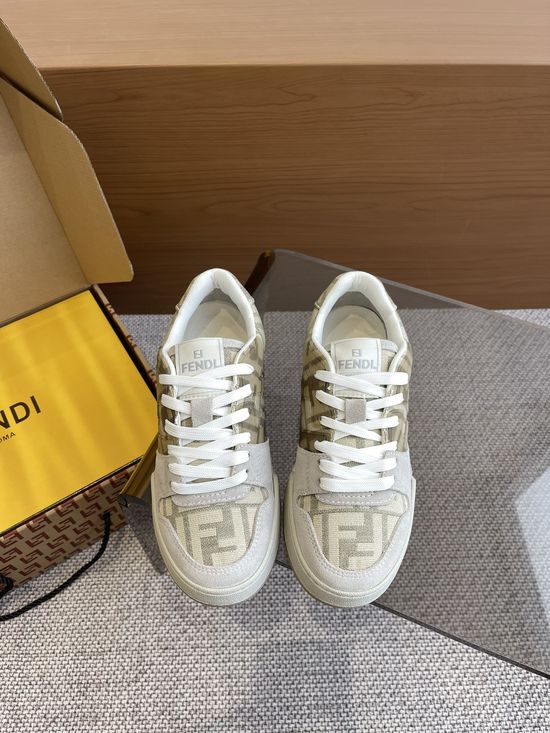 Fendi Retro Stitched Suede Leather Soft Lining Casual Sneakers