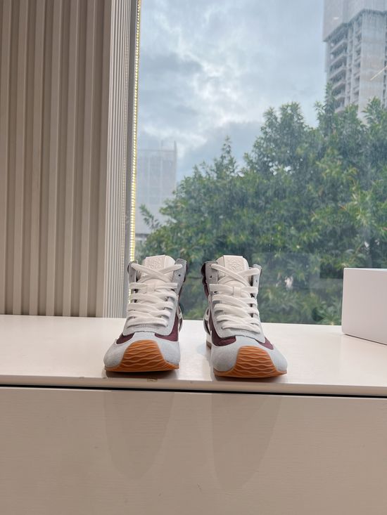 Loewe Comfortable Casual Shoes with Textured Upper