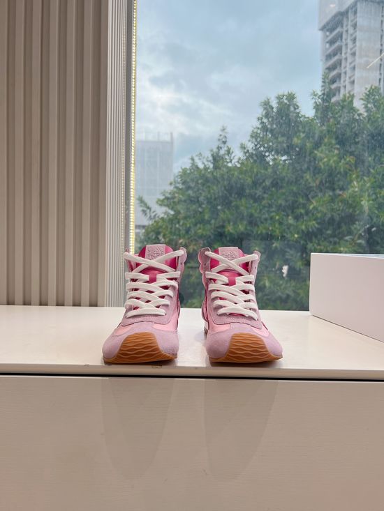 Loewe Comfortable Casual Shoes with Textured Upper