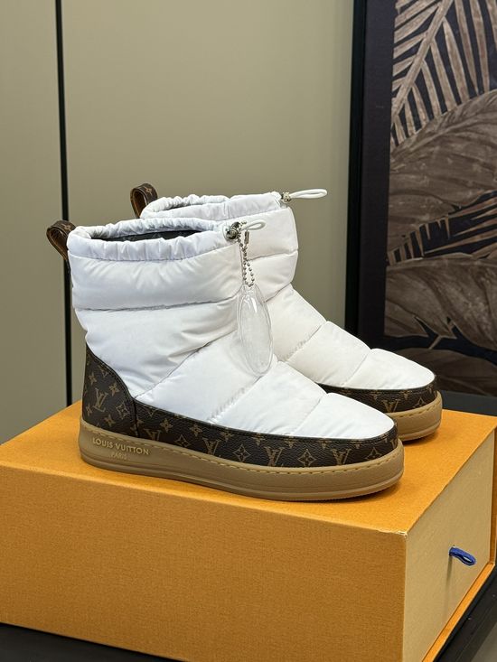 Louis Vuitton Waterproof Warm Winter Boots with Wool Lining