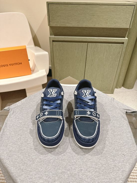 Louis Vuitton Premium Stitched Fashion Sneakers with Durable Sole
