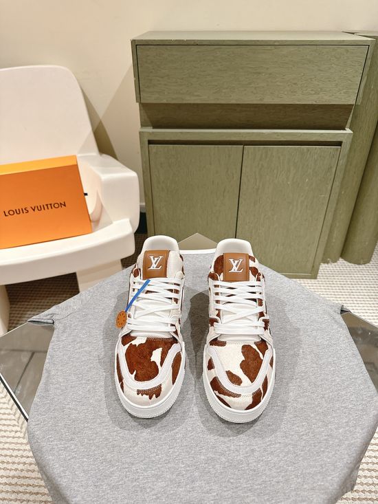 Louis Vuitton Premium Stitched Fashion Sneakers with Durable Sole