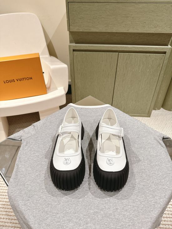 Louis Vuitton Leather Platform Ankle Boots with Soft Lining