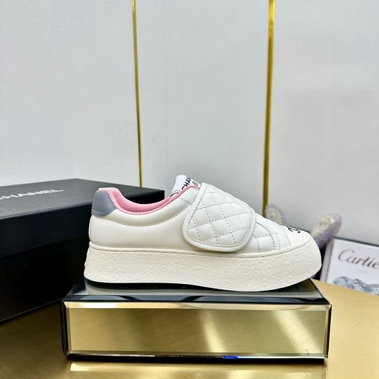 Chanel Classic Black White Colorblock Casual Leather Sneakers