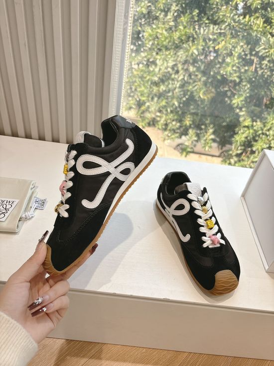 Loewe Suede Upper Sneakers Comfortable Casual Daily Shoes