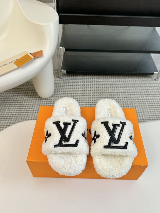 Louis Vuitton Cozy Genuine Wool Lined Casual Slip On Slippers