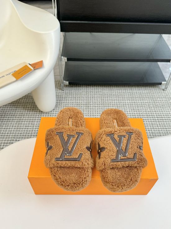 Louis Vuitton Cozy Genuine Wool Lined Casual Slip On Slippers
