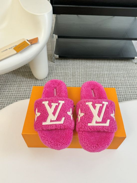 Louis Vuitton Cozy Genuine Wool Lined Casual Slip On Slippers