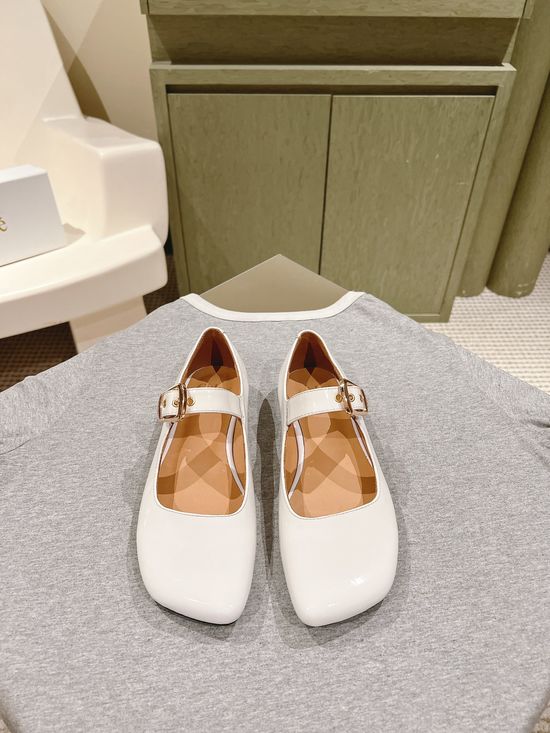 Chloe Patent Leather Mary Jane Casual Flats