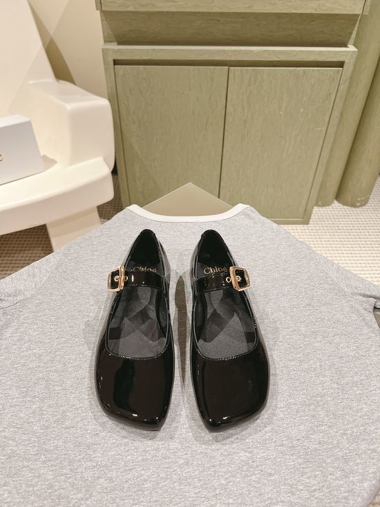Chloe Patent Leather Mary Jane Casual Flats