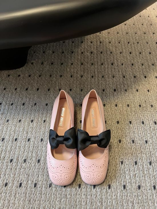 Miu Miu Bow Decor Block Heel Mary Jane Shoes