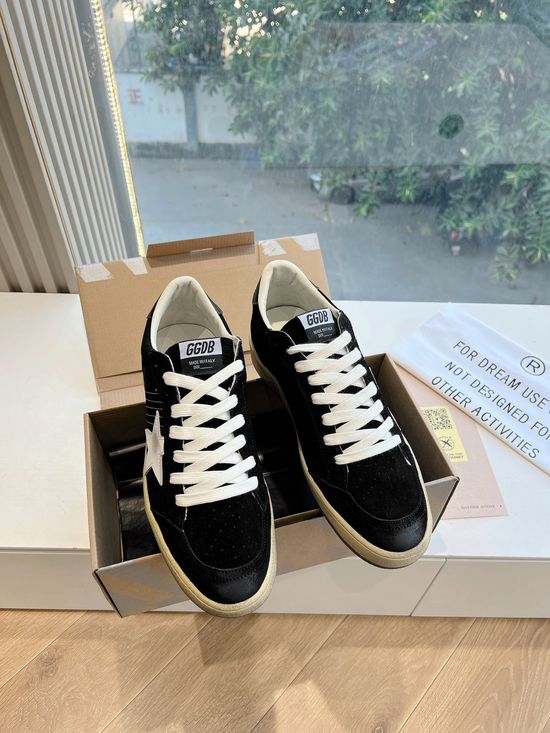 Golden Goose Vintage Distressed Comfortable Casual Walking Sneakers